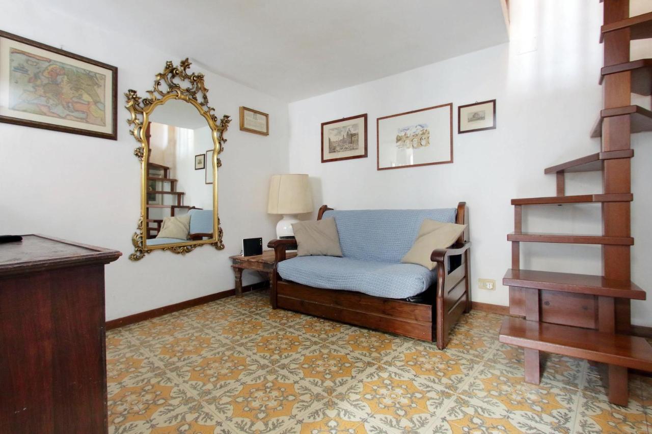 Banchi Nuovi Apartment Roma Ngoại thất bức ảnh