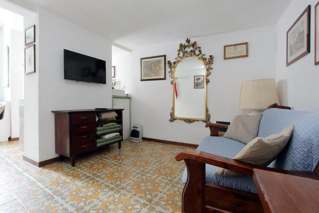 Banchi Nuovi Apartment Roma Ngoại thất bức ảnh